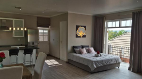 Versailles, Pretoria